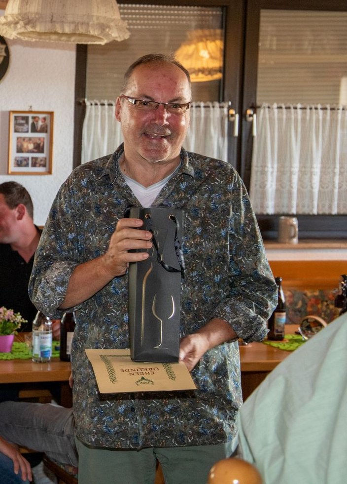Otto Ruess bei seiner Ehrung